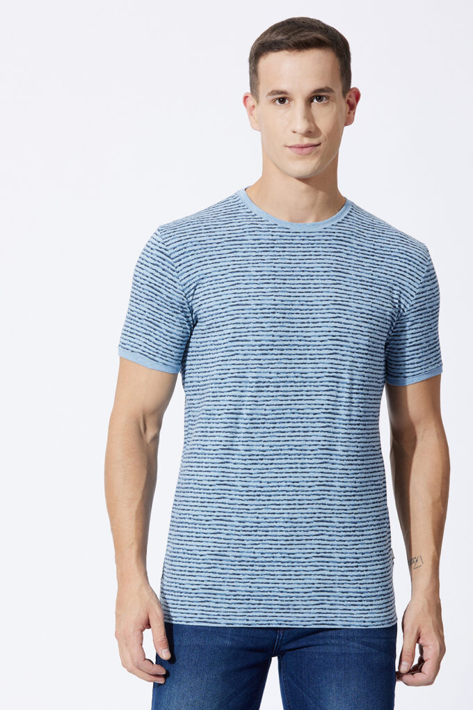 Round Neck with All over Stripes - L